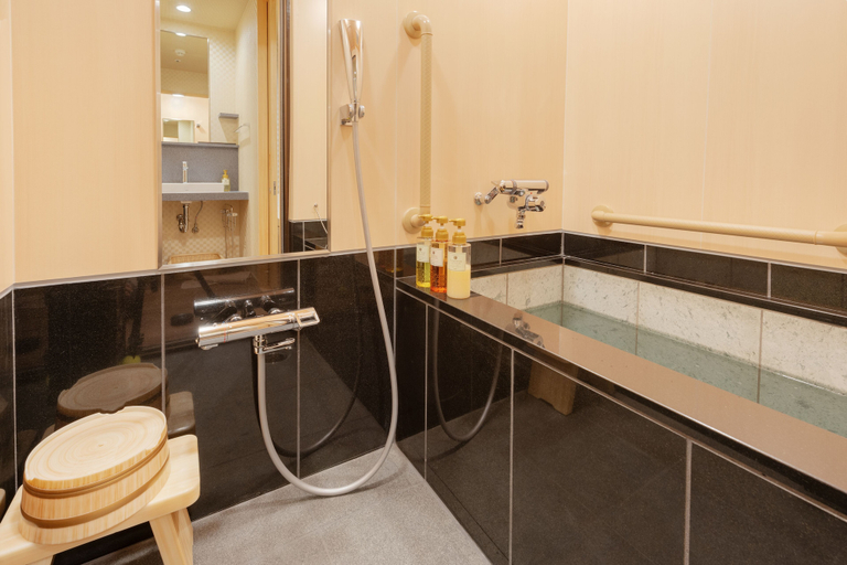 Bathroom 3, Jyoseikan, Kōchi