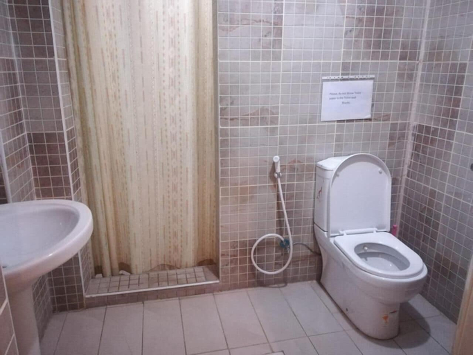Bathroom 4, Jordan River Hotel, Wadi Essier