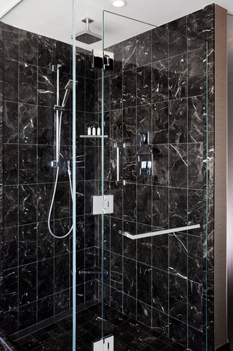 Bathroom 4, Delta Hotels by Marriott Toronto, Toronto