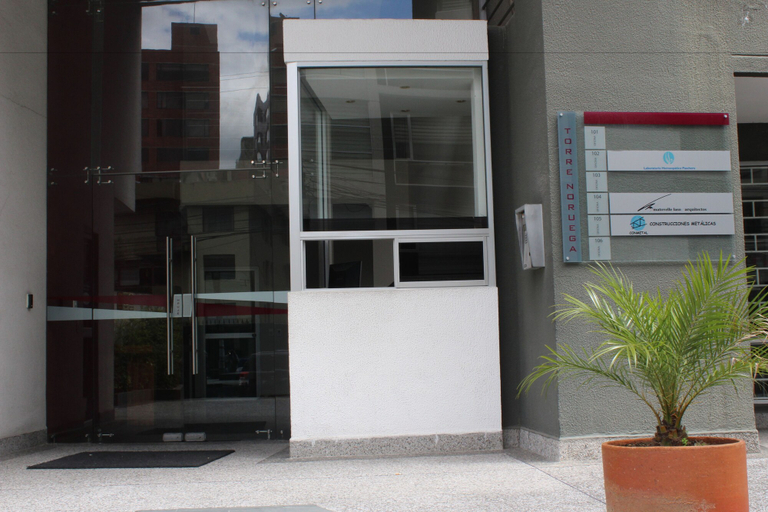 Exterior & Views 2, Homevoyage Suite, Quito