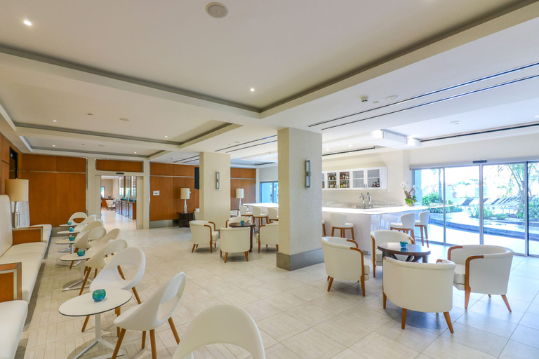 Food & Drinks 5, Harbor Club St. Lucia, Curio Collection by Hilton
