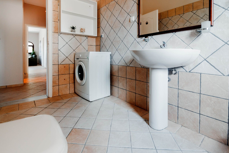 Bathroom 4, Evgenias sea view apartments, Epirus