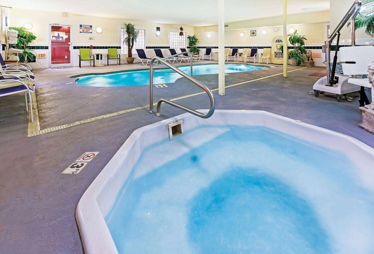 Sport & Beauty 5, La Quinta Inn & Suites by Wyndham Dalhart, Dallam