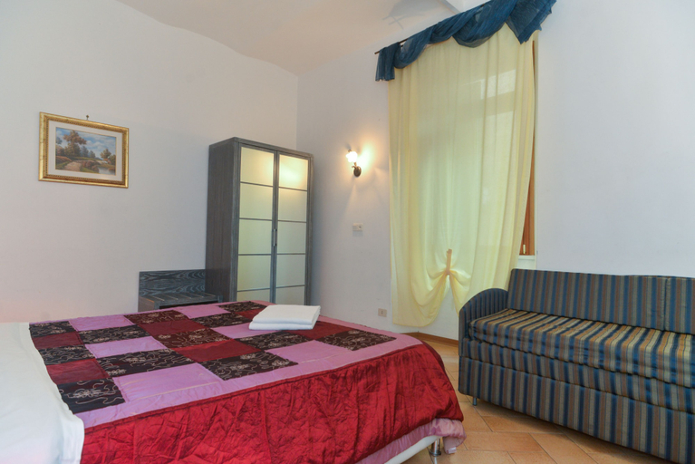 Bedroom 4, Gisa Apartment, Rome