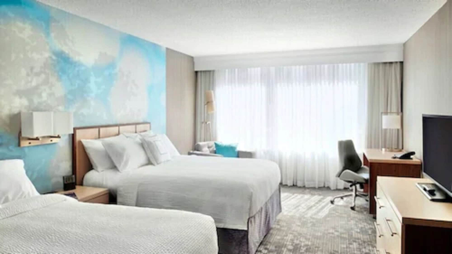 Bedroom 3, Courtyard by Marriott Downtown Toronto, Toronto