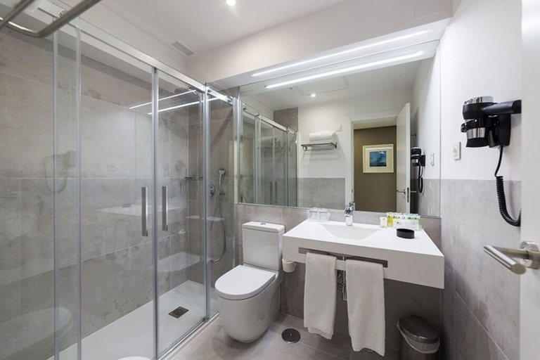 Bathroom 4, Avenida, Guipúzcoa