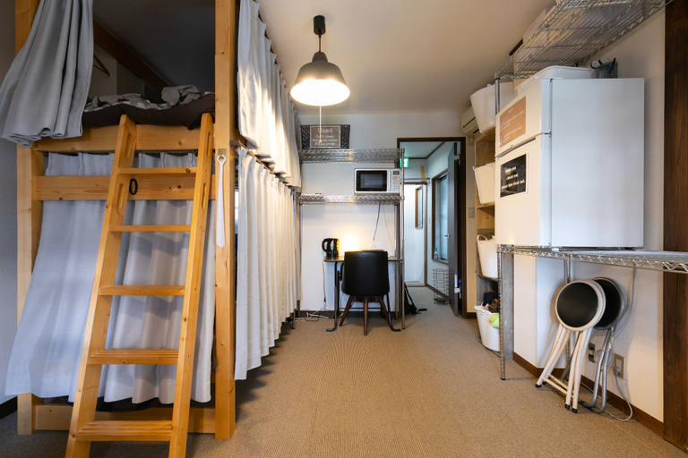 Bedroom 2, Top Edge Hostel, Suginami