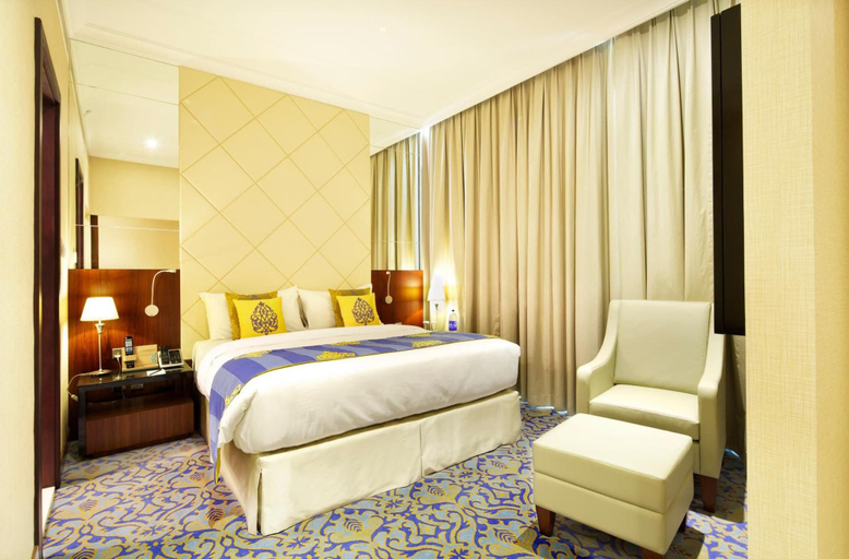 Bedroom 3, Raviz Center Point Hotel, Dubai