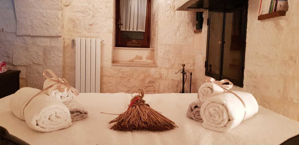 Room 5, Trulli Anna, Brindisi