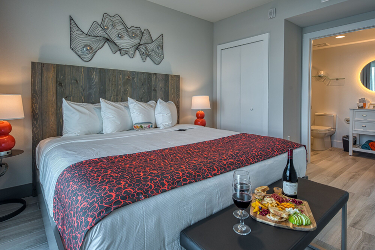 Bedroom 3, FUSION Resort Waterfront Suites, Pinellas