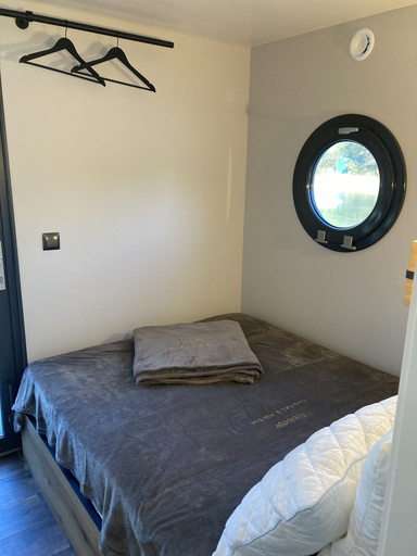 Bedroom 3, A 5 min de la plage en pleine nature, Morbihan