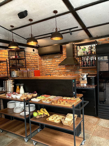 Food & Drinks 4, Ticiani 13, Kutaisi