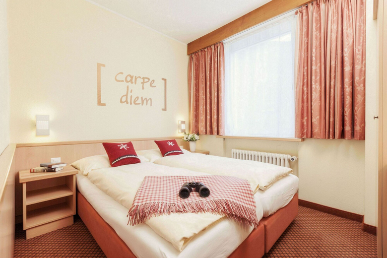 Bedroom 3, Le Petit CHARME-INN, Visp