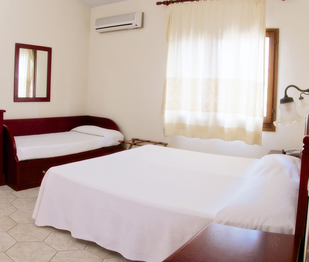 Bedroom 3, Parco Blu, Nuoro
