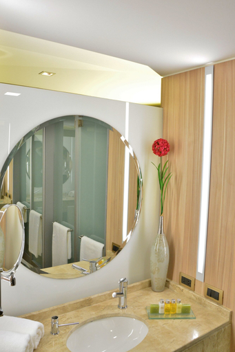 Bathroom 4, Savoy Hotel Encarnación, Encarnación