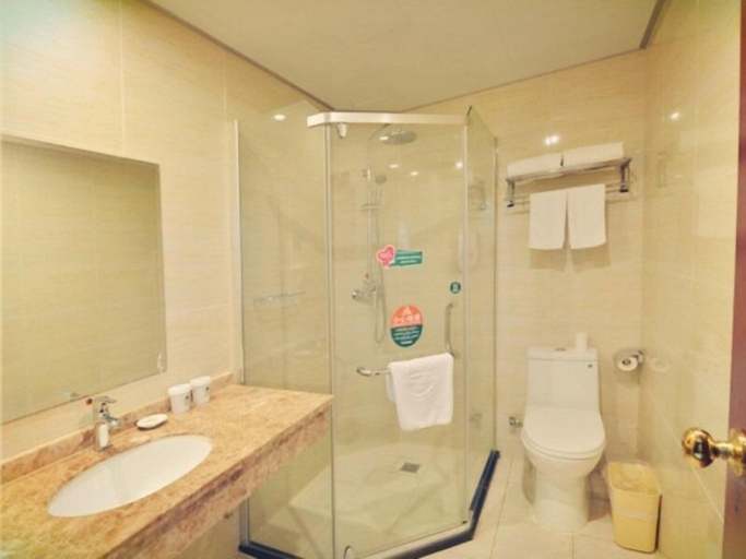 Bathroom 4, GreenTree Inn WuXi DongTing Leather City Express Hotel, Wuxi