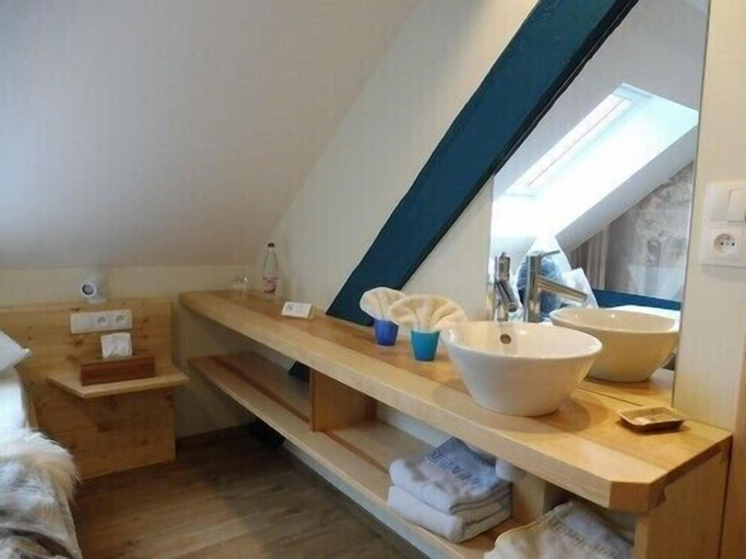 Bathroom 4, Hostellerie Les Bagenelles, Haut-Rhin