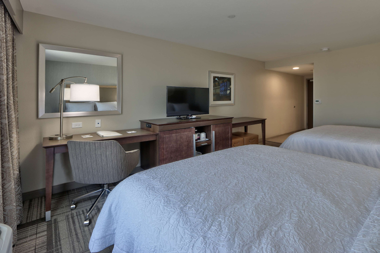 Bedroom 4, Hampton Inn & Suites Artesia, Eddy