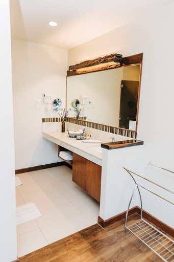 Bathroom 4, Nature's Village Resort, Talisay City