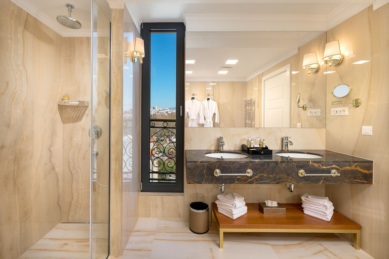 Bathroom 5, Hotel Villa Harmony, Split