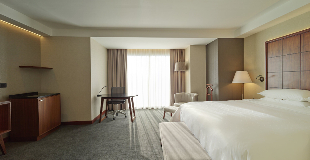 Bedroom 3, Grand Fiesta Americana Chapultepec, Mexico City