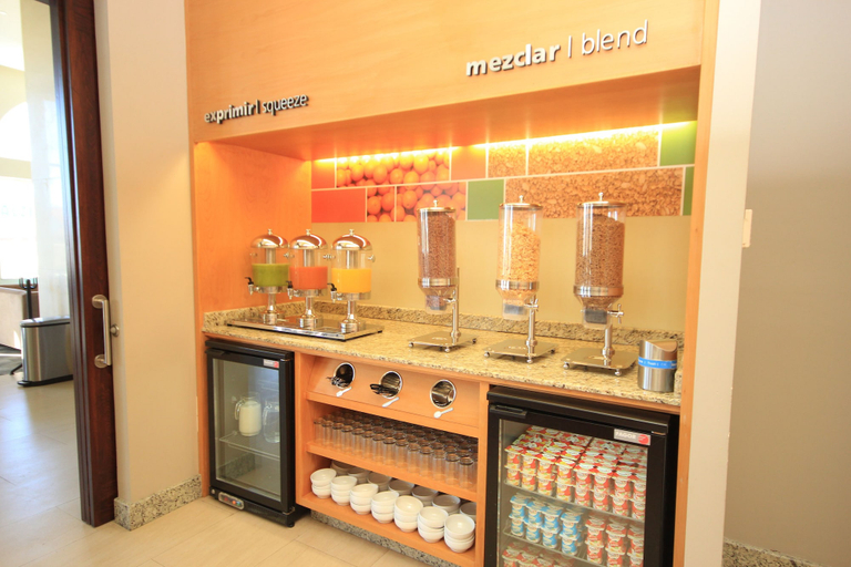 Food & Drinks 5, Hampton Inn by Hilton Silao-Aeropuerto Bajio, Silao