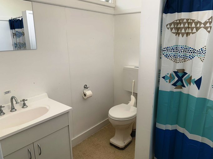 Bathroom 3, Torrumbarry Motel, Campaspe - Rochester