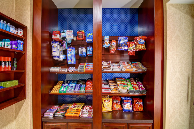 Food & Drinks 5, Hampton Inn & Suites by Hilton - Guelph, Wellington