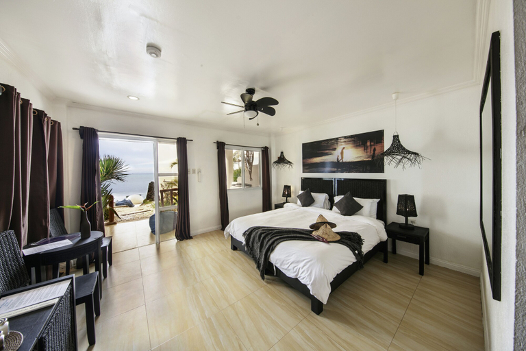 Bedroom 4, Ocean Vida Beach and Dive Resort, Daanbantayan