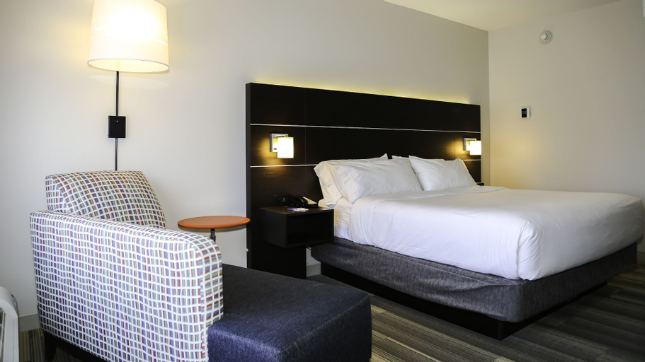 Bedroom 15