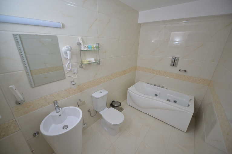Bathroom 4, Bushi Resort & Spa