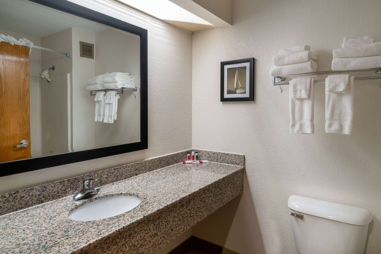 Bathroom 4, Ramada by Wyndham Maggie Valley, Haywood