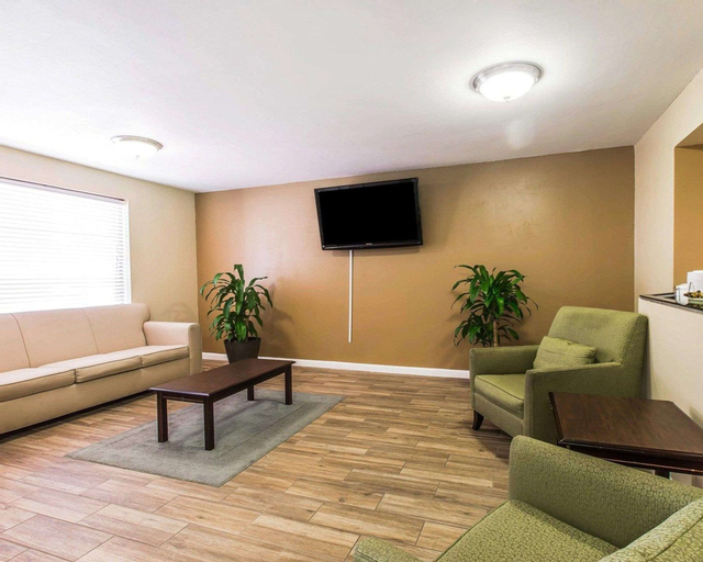 Public Area 3, Quality Inn Kingsland, Camden