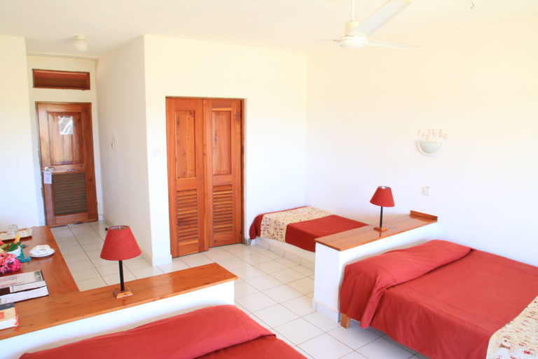 Bedroom 4, Voi Wildlife Lodge, Voi