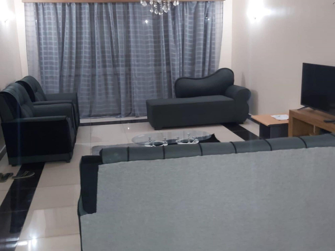 Others 5, Alpha House, Nyali