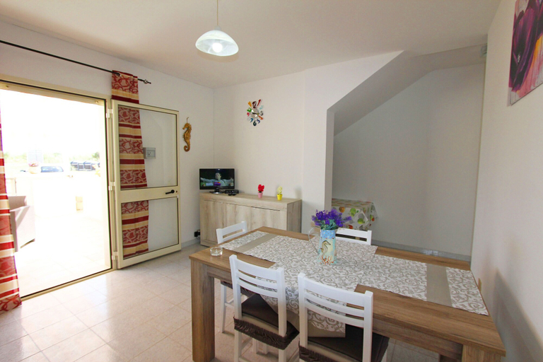 In-room dining 4, Casa fronte spiaggia, Lecce