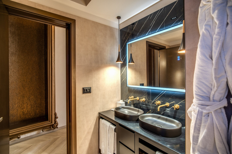 Bathroom 4, Martius Private Suites Hotel, Rome