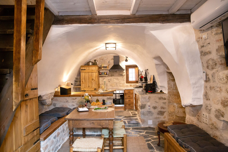 Food & Drinks 5, Dandy Villas Tower-Built in 17th century, Peloponnese