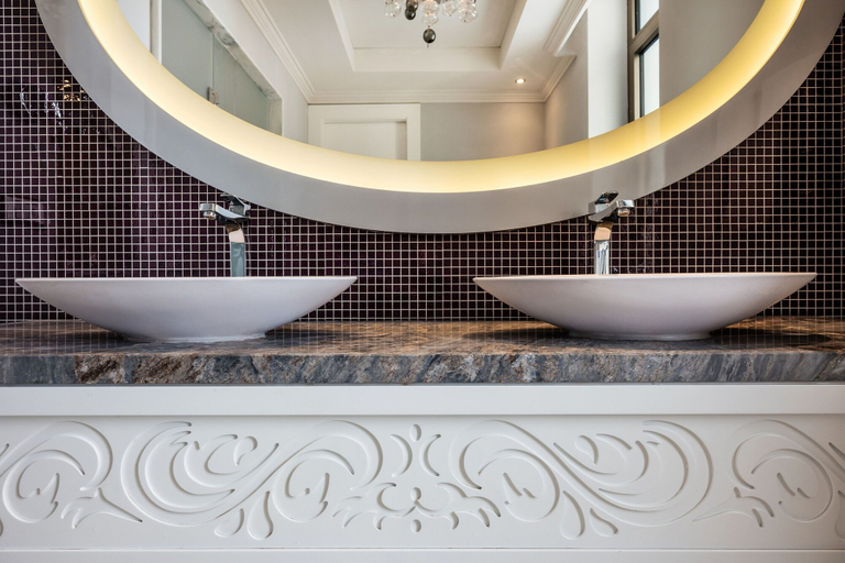 Bathroom 4, Pik Palace, Shahdag, Autograph Collection, Qusar
