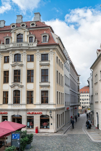 Exterior & Views 2, Aparthotel am Schloss, Dresden