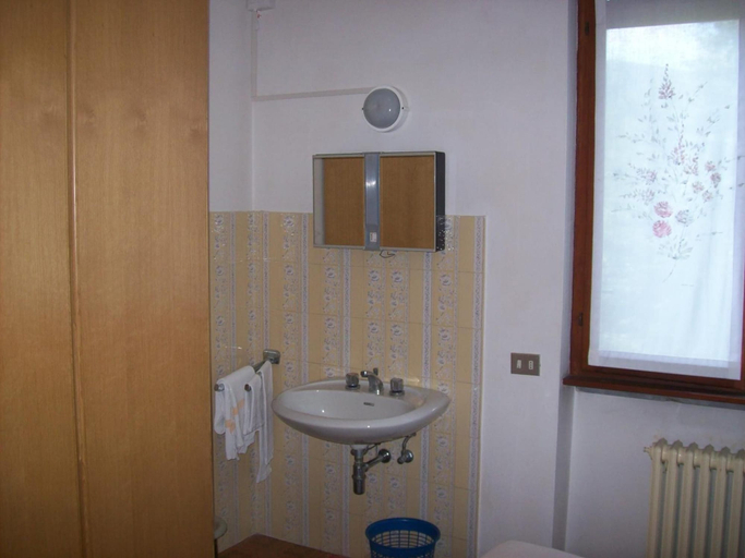 Bathroom 4, Hotel Valle Intelvi, Como