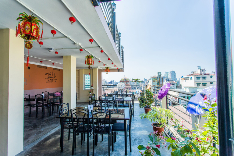Food & Drinks 4, Golden Gate China Town Hotel, Yangon