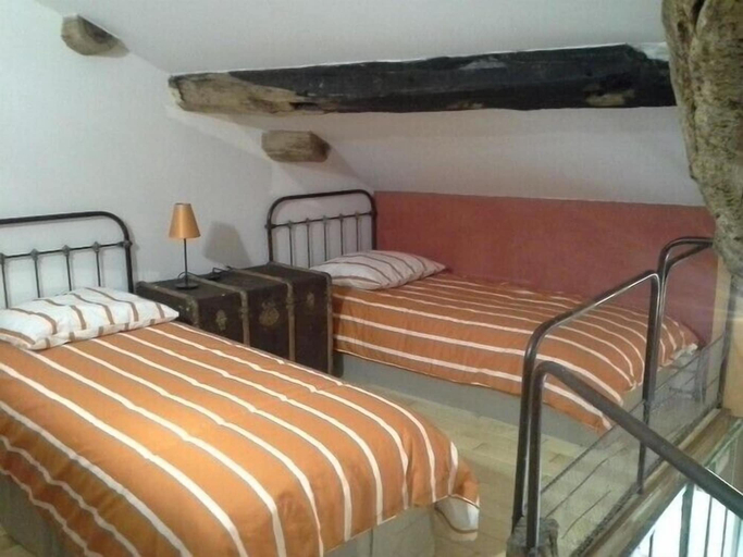 Bedroom 4, Chambre d'hôtes du Palais, Ain