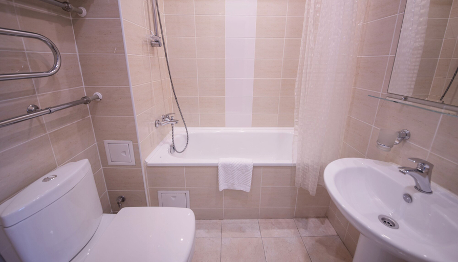 Bathroom 3, Bristol Hotel, Sankt-Peterburg gorsovet