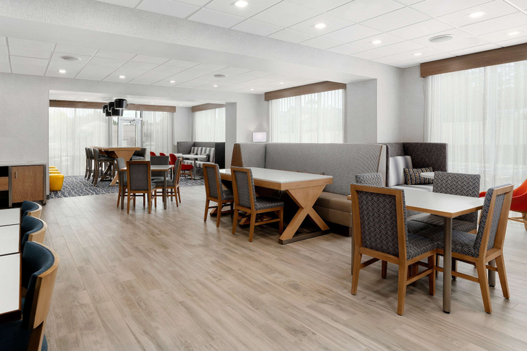 Food & Drinks 5, Hampton Inn Bellingham Airport, Whatcom
