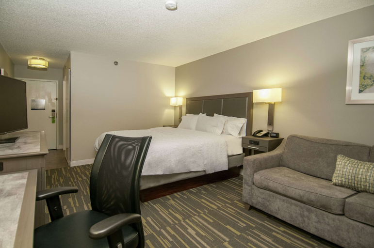Bedroom 3, Hampton Inn by Hilton Shreveport/Bossier City, Bossier