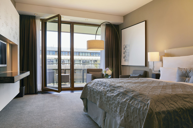 Bedroom 4, Kempinski Hotel Berchtesgaden, Berchtesgadener Land