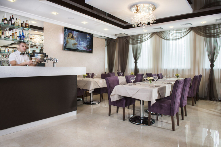 Food & Drinks 5, BonApart Hotel, Pechers'kyi