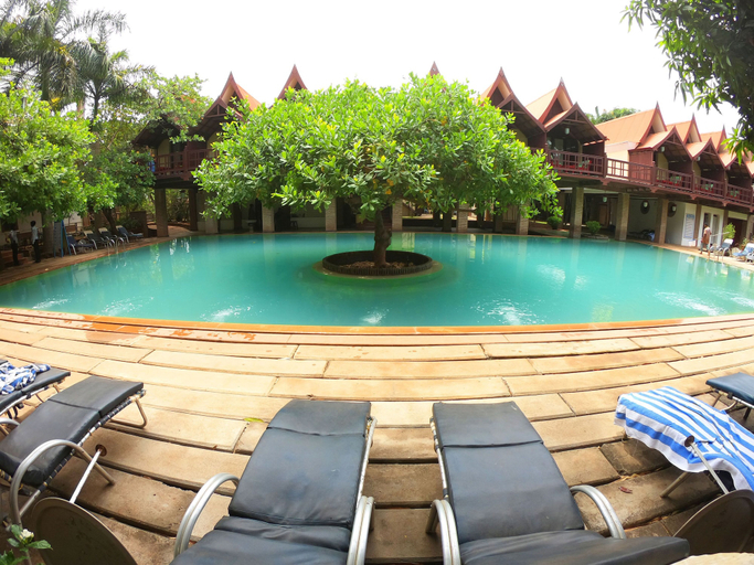 Sport & Beauty 5, Mango Hill Pondicherry, Viluppuram