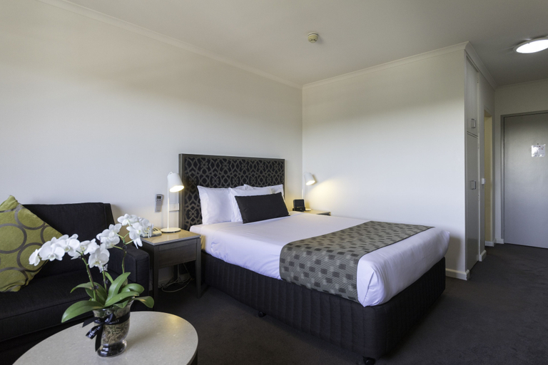 Bedroom 3, Mercure Albury, Albury